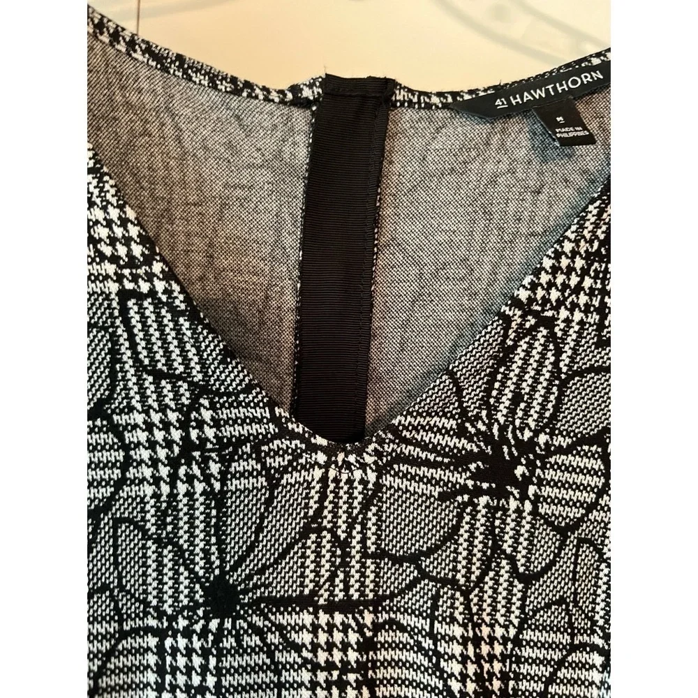 41 Hawthorn Women's Black White Plaid Floral V Neck Back Zipper Size M Euc #842
